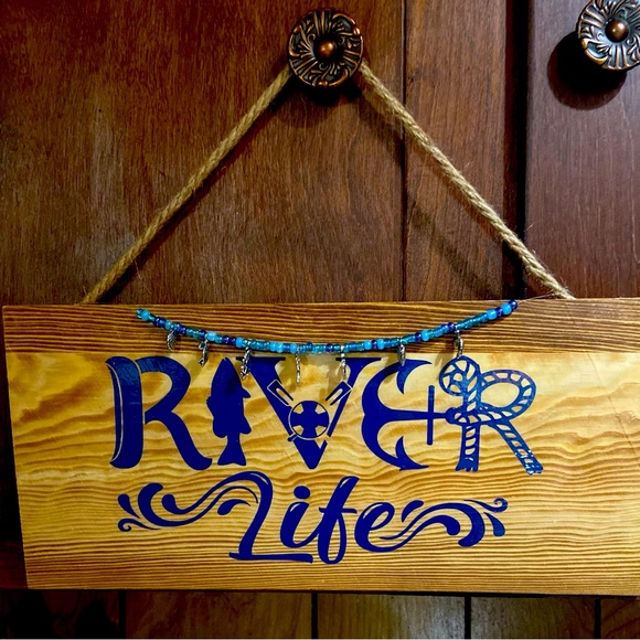 River Sign - Picture 1 of 1